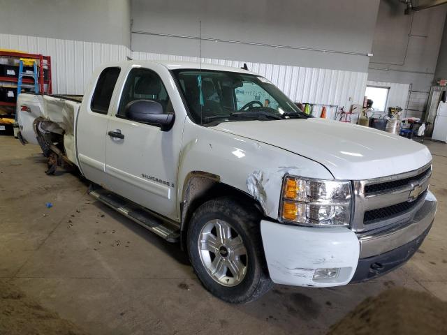 صورة رقم 4 من المزاد - 2008 CHEVROLET SILVERADO مع VIN 1GCEK19028E155902