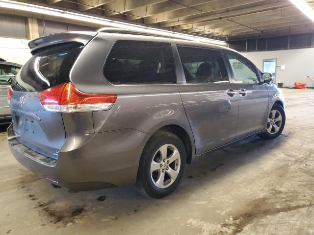 Photo 3 from auction – 2012 TOYOTA SIENNA LE with VIN 5TDKK3DC1CS267738