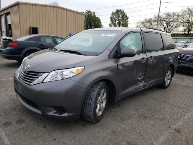 TOYOTA SIENNA LE 2017 with VIN 5TDKZ3DC6HS887004 - Photo from auction