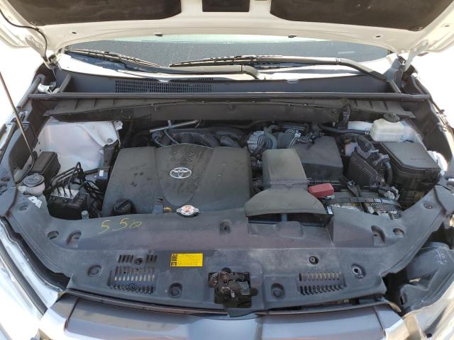Photo 12 from auction – 2018 TOYOTA HIGHLANDER with VIN 5TDJZRFH4JS556225