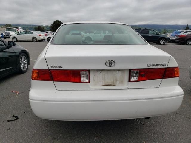 Photo 6 from auction – 2000 TOYOTA CAMRY with VIN 4T1BG22K1YU976044