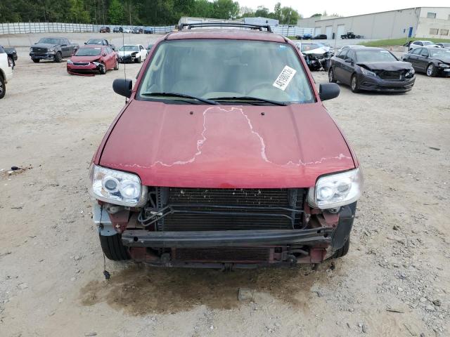 Photo 5 from auction – 2005 FORD ESCAPE LIM with VIN 1FMYU04105KB63152