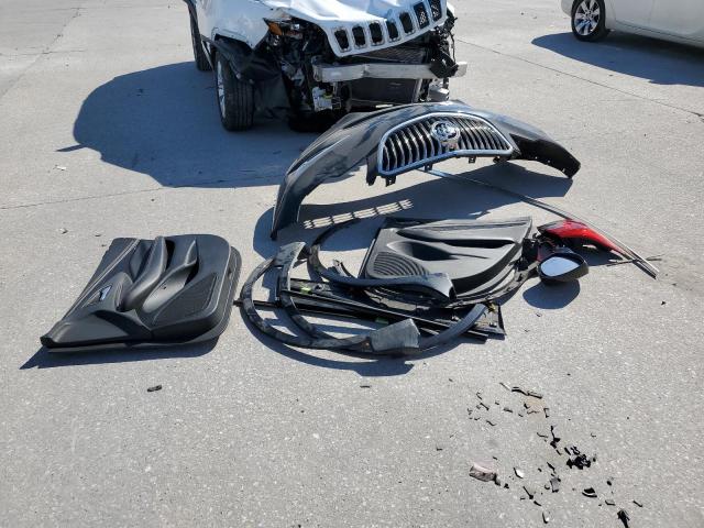 Photo 13 from auction – 2017 BUICK ENVISION E with VIN LRBFXBSA0HD012949