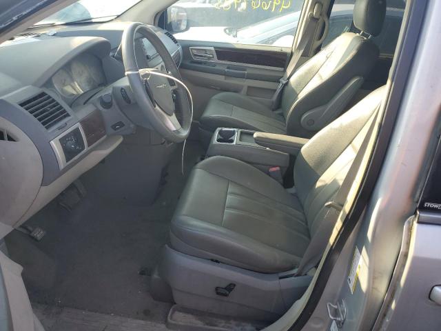 Photo 7 from auction – 2010 CHRYSLER TOWN & COU with VIN 2A4RR5D17AR109702