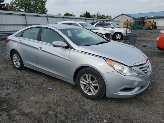 Photo 4 from auction – 2013 HYUNDAI SONATA GLS with VIN 5NPEB4AC0DH730399