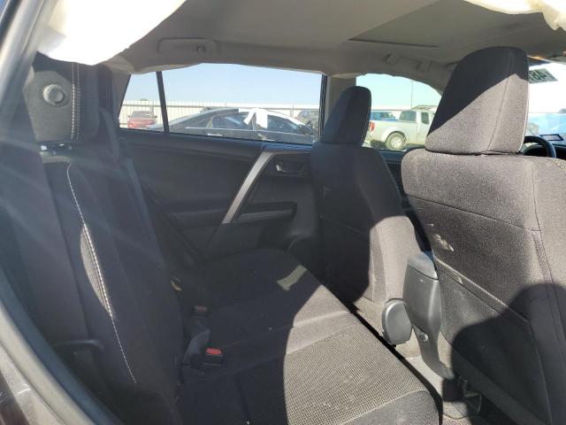 Photo 11 from auction – 2017 TOYOTA RAV4 XLE with VIN JTMWFREV2HD100008
