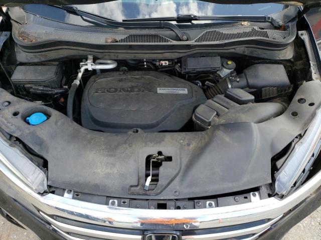 Photo 12 from auction – 2017 HONDA PILOT TOUR with VIN 5FNYF6H96HB064824