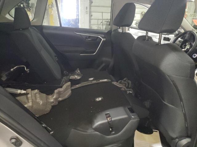 Photo 11 from auction – 2022 TOYOTA RAV4 LE with VIN 2T3G1RFV9NC311191