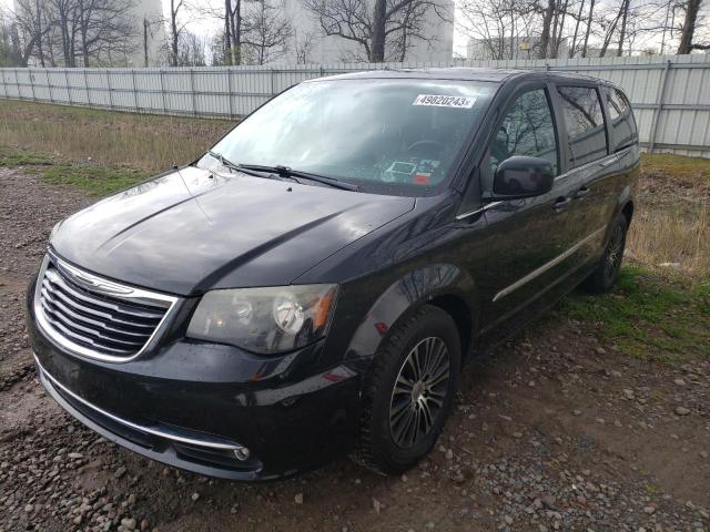 CHRYSLER TOWN & COU 2014 with VIN 2C4RC1HG8ER191735 - Photo from auction
