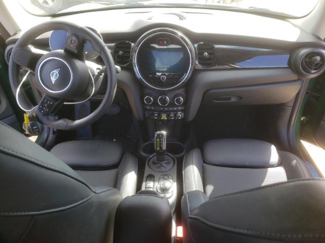 Photo 8 from auction – 2022 MINI COOPER SE with VIN WMW13DJ01N2R38227