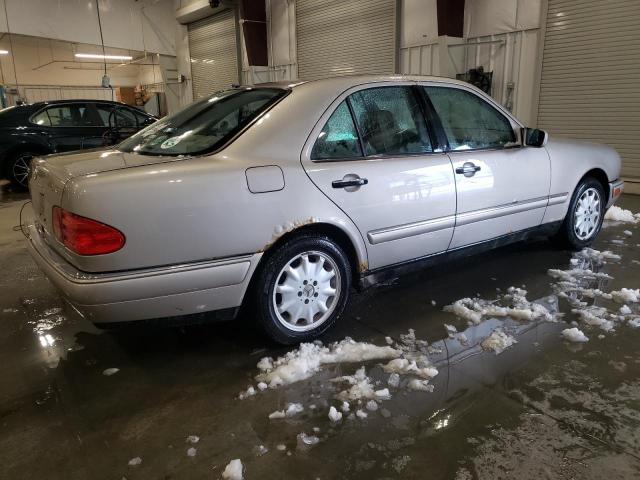 Photo 3 from auction – 1998 MERCEDES-BENZ E 320 4MAT with VIN WDBJF82F4WX013058