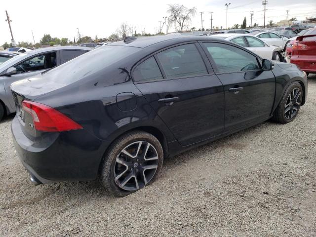 Photo 3 from auction – 2017 VOLVO S60 with VIN YV126MFL9H2424075