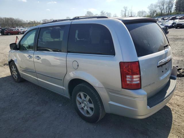 Photo 2 from auction – 2010 CHRYSLER TOWN & COU with VIN 2A4RR5D13AR305149