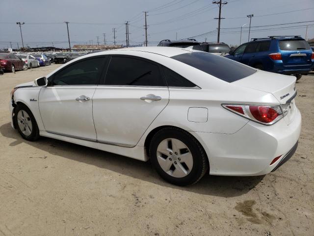Photo 2 from auction – 2012 HYUNDAI SONATA HYB with VIN KMHEC4A42CA038152
