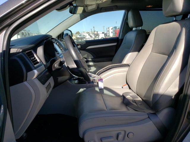 Photo 7 from auction – 2019 TOYOTA HIGHLANDER with VIN 5TDKZRFH4KS345144