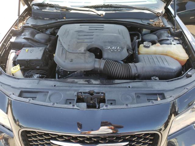 Photo 11 from auction – 2016 CHRYSLER 300 S with VIN 2C3CCABG3GH175857