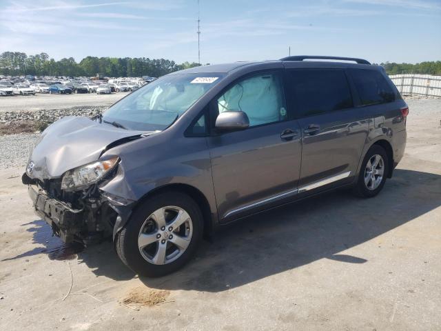 TOYOTA SIENNA LE 2017 with VIN 5TDKZ3DC2HS859328 - Photo from auction