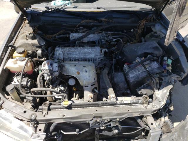 Photo 11 from auction – 2000 TOYOTA CAMRY CE with VIN 4T1BG22K6YU657223