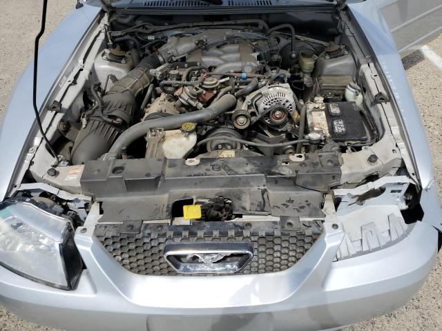 Photo 11 from auction – 2000 FORD MUSTANG with VIN 1FAFP4448YF261174