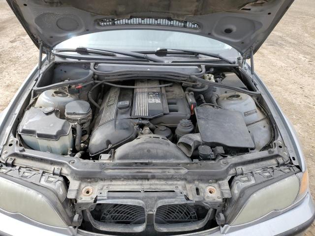 Photo 11 from auction – 2004 BMW 320 I with VIN WBAEV13434KL23252