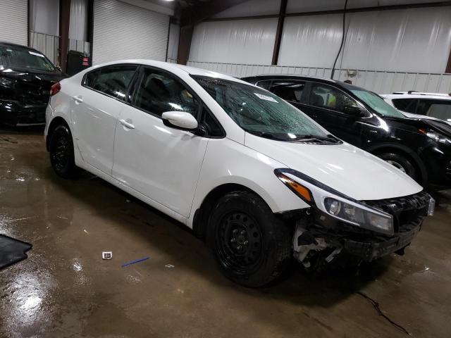 Photo 4 from auction – 2018 KIA FORTE LX with VIN 3KPFK4A72JE229425