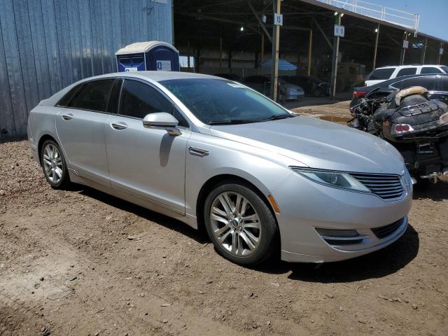 Photo 4 from auction – 2014 LINCOLN MKZ with VIN 3LN6L2GK1ER807554