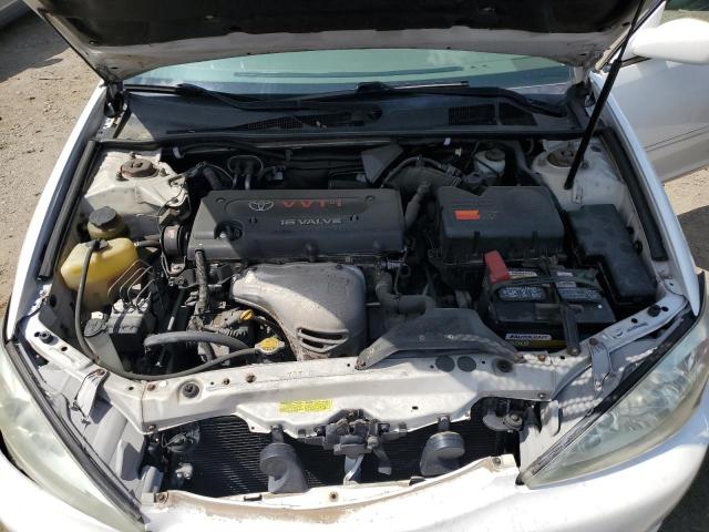 Photo 11 from auction – 2004 TOYOTA CAMRY LE with VIN JTDBE32K940263040