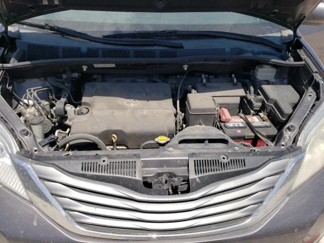 Photo 12 from auction – 2013 TOYOTA SIENNA XLE with VIN 5TDDK3DC9DS051369