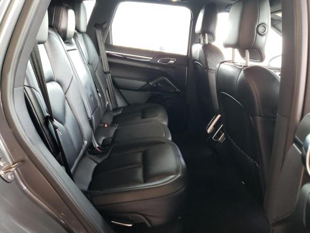 Photo 11 from auction – 2017 PORSCHE CAYENNE S with VIN WP1AB2A25HLA50153