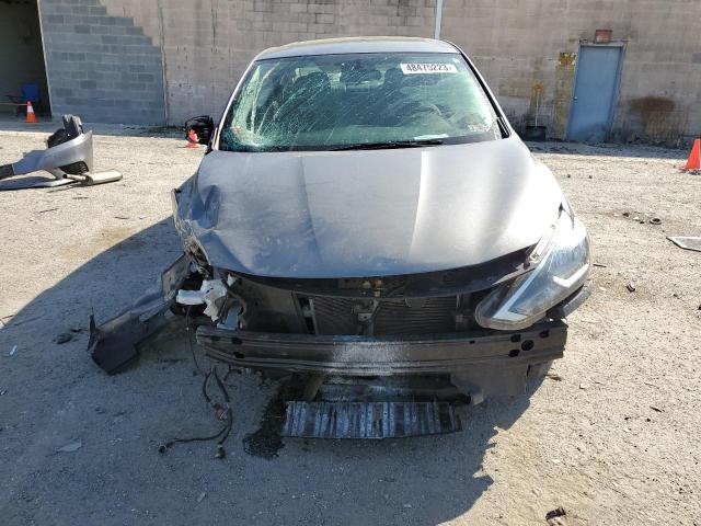 Photo 5 from auction – 2017 NISSAN SENTRA S with VIN 3N1AB7AP7HY309682