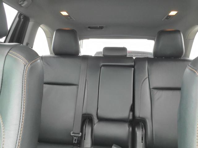 Photo 10 from auction – 2019 TOYOTA HIGHLANDER with VIN 5TDKZRFH7KS303230