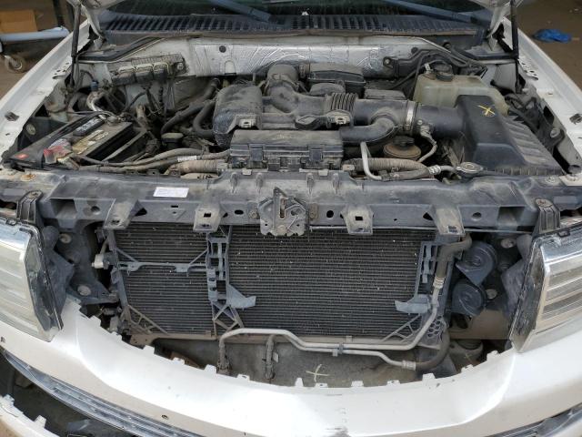 Photo 12 from auction – 2012 LINCOLN NAVIGATOR with VIN 5LMJJ3J52CEL00121
