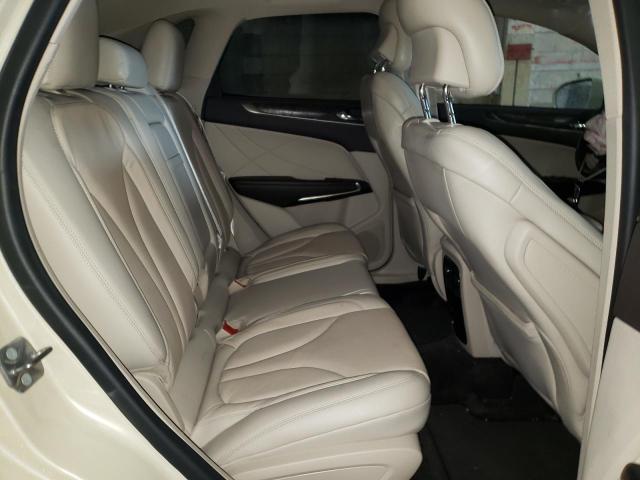 Photo 10 from auction – 2018 LINCOLN MKC RESERV with VIN 5LMTJ3DH0JUL20496