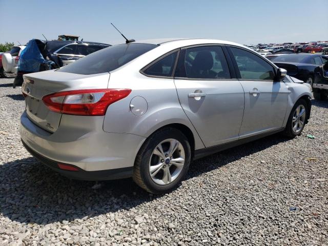 Photo 3 from auction – 2013 FORD FOCUS SE with VIN 1FADP3F21DL332577