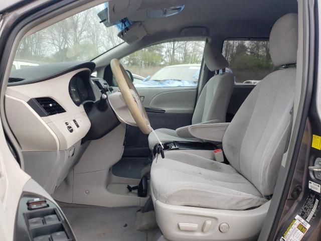 Photo 7 from auction – 2011 TOYOTA SIENNA LE with VIN 5TDKK3DCXBS127170