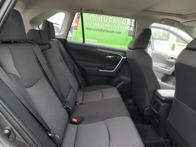 Photo 11 from auction – 2019 TOYOTA RAV4 XLE with VIN JTMP1RFV7KD042356