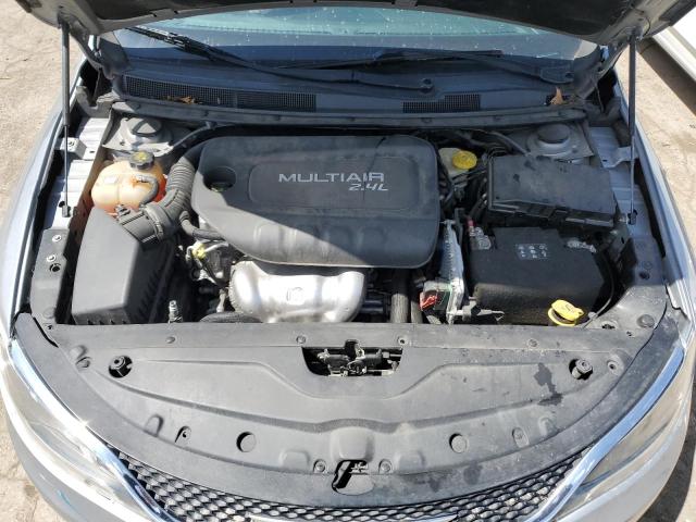 Photo 11 from auction – 2016 CHRYSLER 200 LIMITE with VIN 1C3CCCAB3GN174281