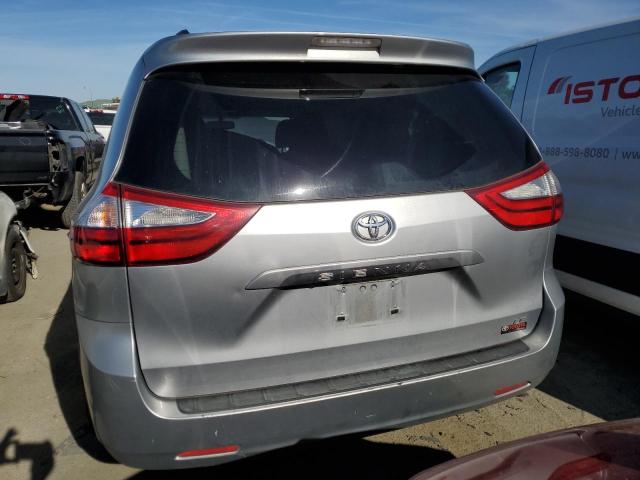 Photo 6 from auction – 2017 TOYOTA SIENNA LE with VIN 5TDKZ3DC1HS874872
