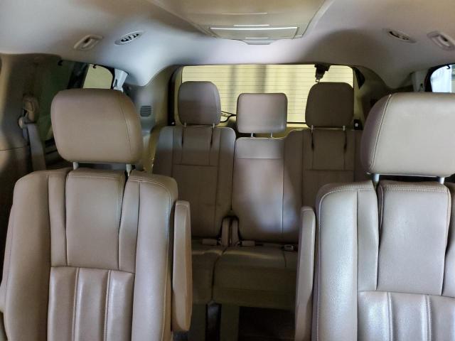 Photo 10 from auction – 2016 CHRYSLER TOWN & COU with VIN 2C4RC1BG1GR256727