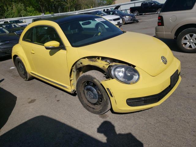 Photo 4 from auction – 2013 VOLKSWAGEN BEETLE with VIN 3VWJP7AT2DM690822