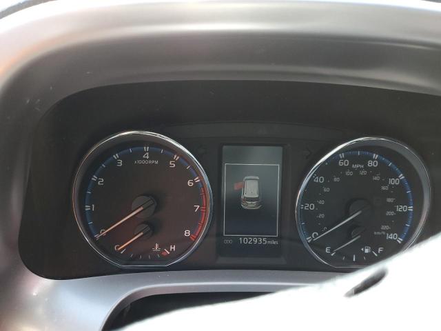 Photo 9 from auction – 2018 TOYOTA RAV4 LIMIT with VIN JTMDFREV9JJ222637