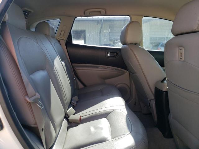 Photo 11 from auction – 2014 NISSAN ROGUE with VIN JN8AS5MT0EW622140