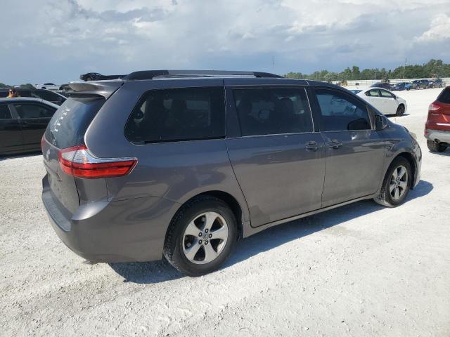 Photo 3 from auction – 2015 TOYOTA SIENNA LE with VIN 5TDKK3DCXFS644426