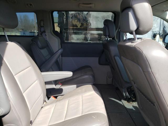 Photo 11 from auction – 2010 CHRYSLER TOWN & COU with VIN 2A4RR5D13AR346378