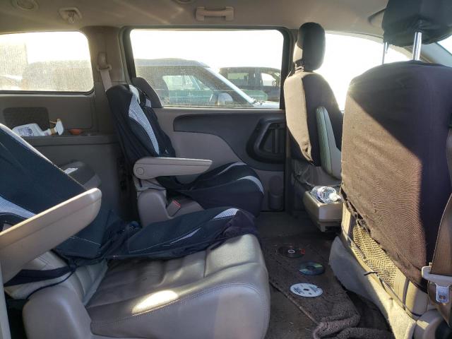 Photo 11 from auction – 2014 CHRYSLER TOWN & COU with VIN 2C4RC1BG4ER443988
