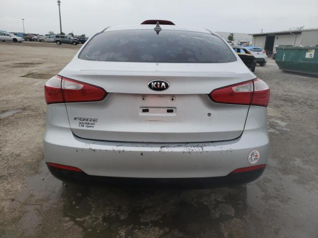 Photo 6 from auction – 2015 KIA FORTE LX with VIN KNAFK4A67F5330175