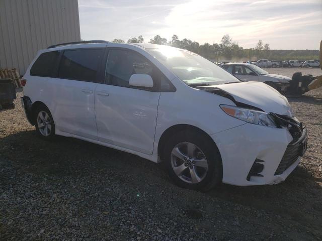 Photo 4 from auction – 2019 TOYOTA SIENNA LE with VIN 5TDKZ3DC2KS010498