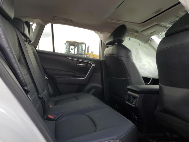 Photo 11 from auction – 2021 TOYOTA RAV4 XLE P with VIN 2T3C1RFV8MW151574