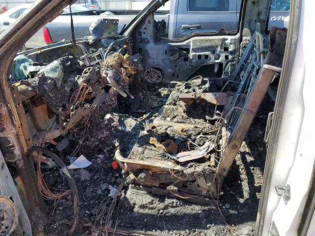 Photo 7 from auction – 2005 FORD F150 with VIN 1FTPX12555NA25804