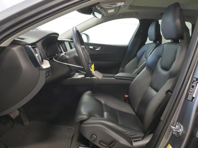 Photo 7 from auction – 2018 VOLVO XC60 T5 IN with VIN LYV102RL7JB101862